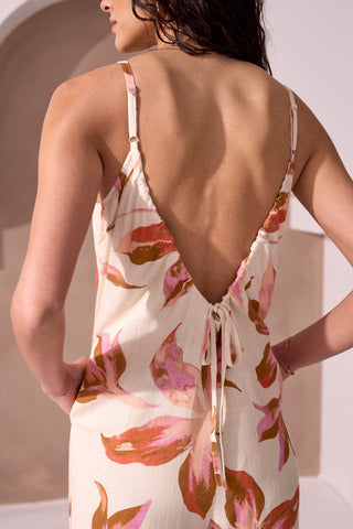 SAVANNAH Soft Linen V-Back Wide-Leg Jumpsuit-Savannah