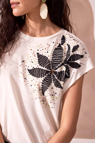 Embroidered Drop Soulder Crew Neck Slub Knit Top-Eggshell