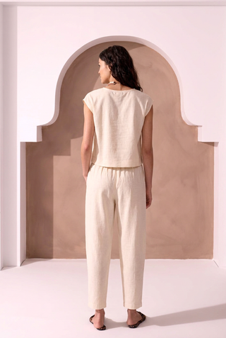 Soft Linen Relaxed Tapered Cropped Pants-Eggshell